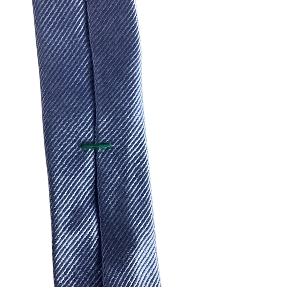 Tommy Hilfiger Men Tie 100% Silk‎ Blue Gold Striped Classic Necktie USA Formal